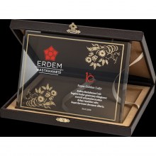 BM 2106 Altın Yaldız Kristal Plaket BM 2106 Altın Yaldız Kristal Plaket